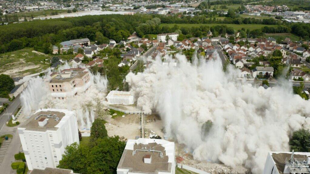 TOURS_BOURGES_pendant